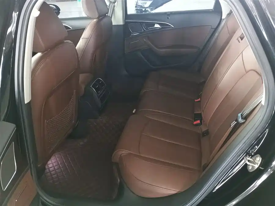 Mazda Mazda 3 в цвете и кузовом – это идеальный выбор среди китайских автомобилей. Доступная цена и надежность гарантированы.
