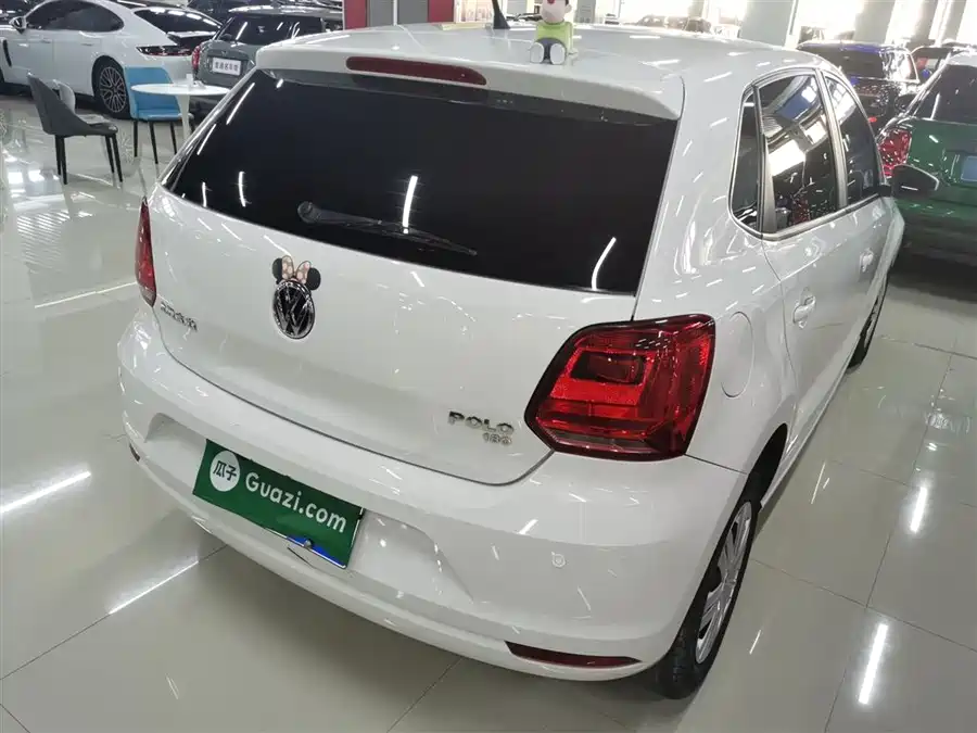 Volkswagen Volkswagen Polo в цвете и кузовом – это идеальный выбор среди китайских автомобилей. Доступная цена и надежность гарантированы.