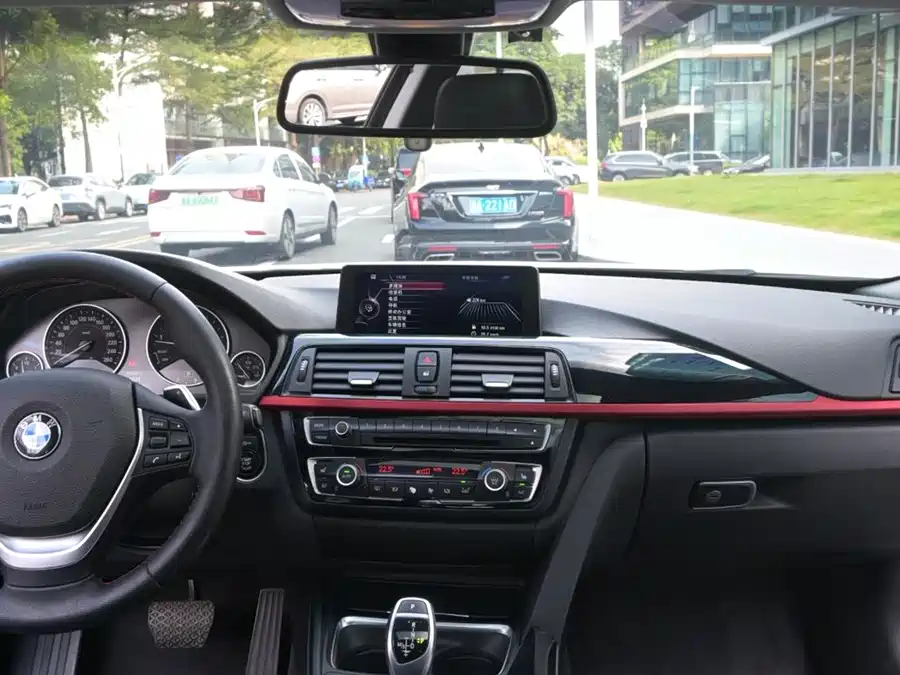 BMW BMW 4 Series в цвете и кузовом – это идеальный выбор среди китайских автомобилей. Доступная цена и надежность гарантированы.