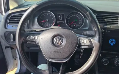 Volkswagen Volkswagen Passat в цвете и кузовом – это идеальный выбор среди китайских автомобилей. Доступная цена и надежность гарантированы.