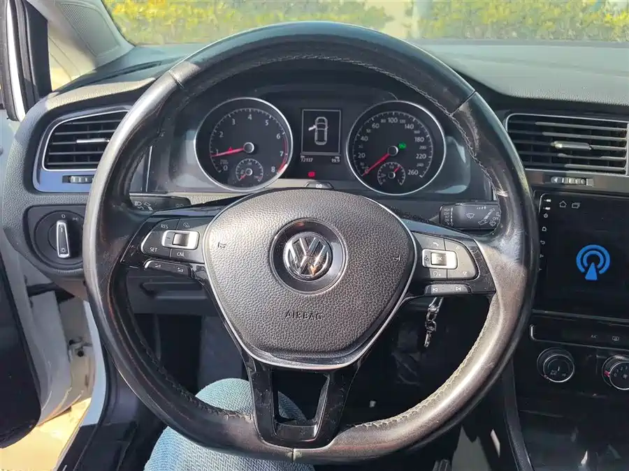 Volkswagen Volkswagen Golf в цвете и кузовом – это идеальный выбор среди китайских автомобилей. Доступная цена и надежность гарантированы.