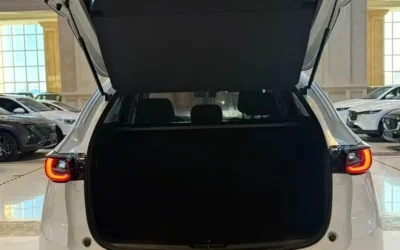 Mazda Mazda3 Axela в цвете и кузовом – это идеальный выбор среди китайских автомобилей. Доступная цена и надежность гарантированы.
