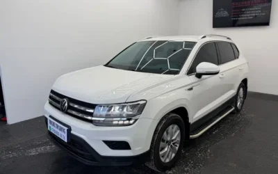 Volkswagen Volkswagen Polo в цвете и кузовом – это идеальный выбор среди китайских автомобилей. Доступная цена и надежность гарантированы.