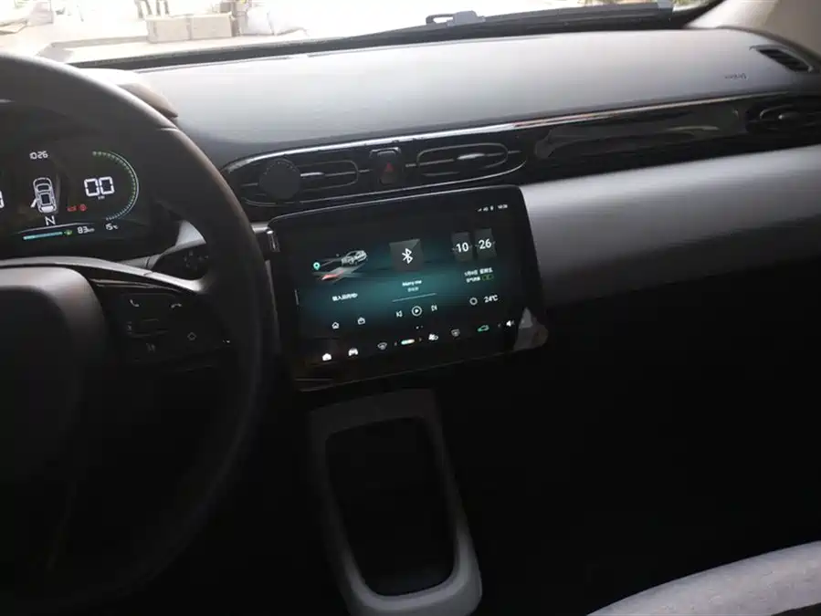 Changan Nevo Changan Nevo Q07 в цвете и кузовом – это идеальный выбор среди китайских автомобилей. Доступная цена и надежность гарантированы.