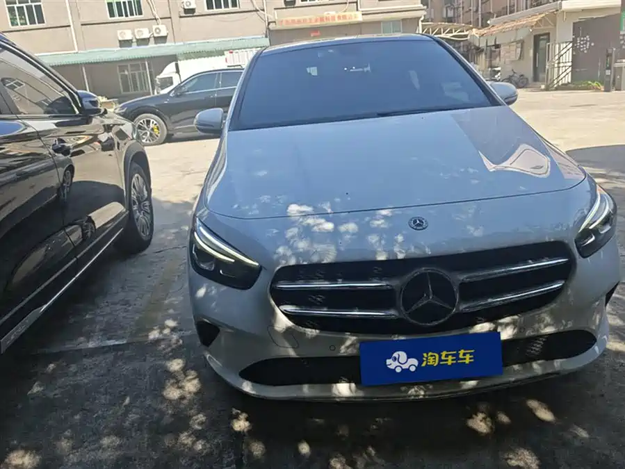Mercedes-Benz Mercedes-Benz B-Class в цвете и кузовом – это идеальный выбор среди китайских автомобилей. Доступная цена и надежность гарантированы.