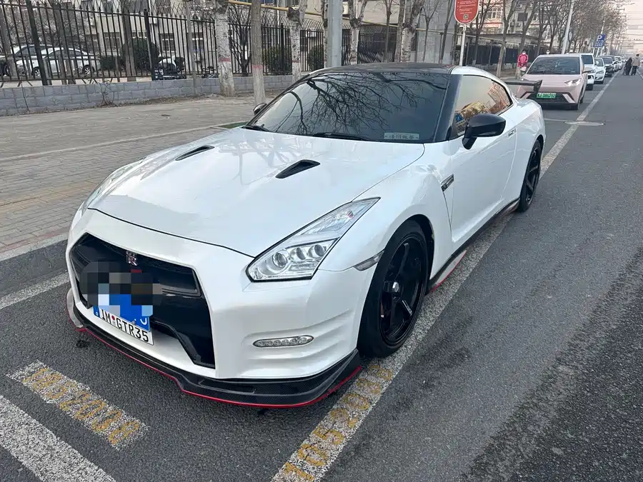 Changan Changan UNI-V в цвете и кузовом – это идеальный выбор среди китайских автомобилей. Доступная цена и надежность гарантированы.