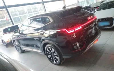 Volkswagen Volkswagen TAYRON в цвете и кузовом – это идеальный выбор среди китайских автомобилей. Доступная цена и надежность гарантированы.