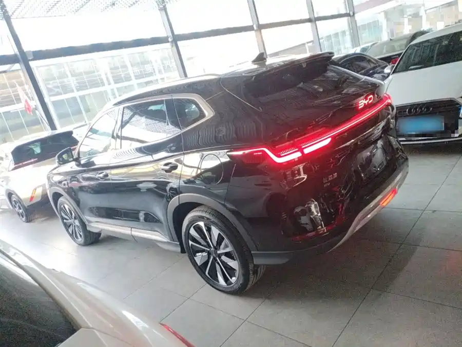 Nissan Nissan Qashqai в цвете и кузовом – это идеальный выбор среди китайских автомобилей. Доступная цена и надежность гарантированы.