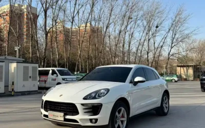 Porsche Porsche Macan в цвете и кузовом – это идеальный выбор среди китайских автомобилей. Доступная цена и надежность гарантированы.