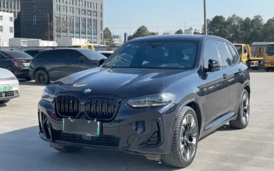 BMW BMW 7 Series в цвете и кузовом – это идеальный выбор среди китайских автомобилей. Доступная цена и надежность гарантированы.