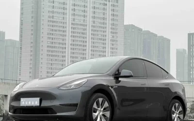 Tesla Tesla Model 3 в цвете и кузовом – это идеальный выбор среди китайских автомобилей. Доступная цена и надежность гарантированы.
