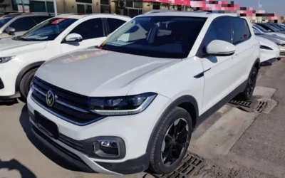 Volkswagen Volkswagen Lavida в цвете и кузовом – это идеальный выбор среди китайских автомобилей. Доступная цена и надежность гарантированы.