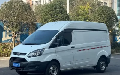 Geely Geely Emgrand в цвете и кузовом – это идеальный выбор среди китайских автомобилей. Доступная цена и надежность гарантированы.