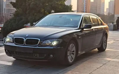 BMW BMW 7 Series в цвете и кузовом – это идеальный выбор среди китайских автомобилей. Доступная цена и надежность гарантированы.
