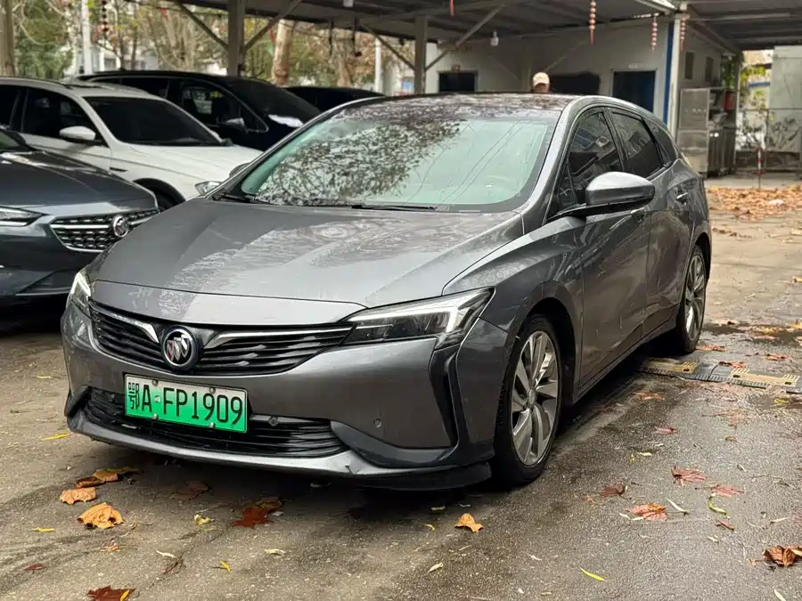 Buick Buick Velite 6 в цвете и кузовом – это идеальный выбор среди китайских автомобилей. Доступная цена и надежность гарантированы.