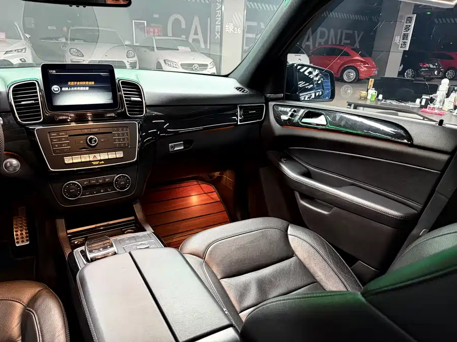 GAC Trumpchi Trumpchi GS8 в цвете и кузовом – это идеальный выбор среди китайских автомобилей. Доступная цена и надежность гарантированы.