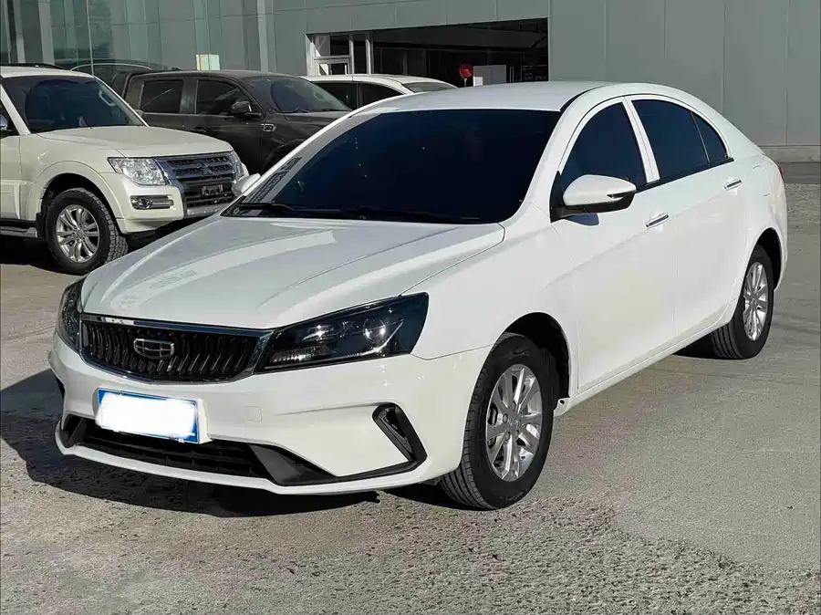 Geely Geely Emgrand в цвете и кузовом – это идеальный выбор среди китайских автомобилей. Доступная цена и надежность гарантированы.