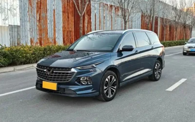 Land Rover Land Rover Discovery в цвете и кузовом – это идеальный выбор среди китайских автомобилей. Доступная цена и надежность гарантированы.