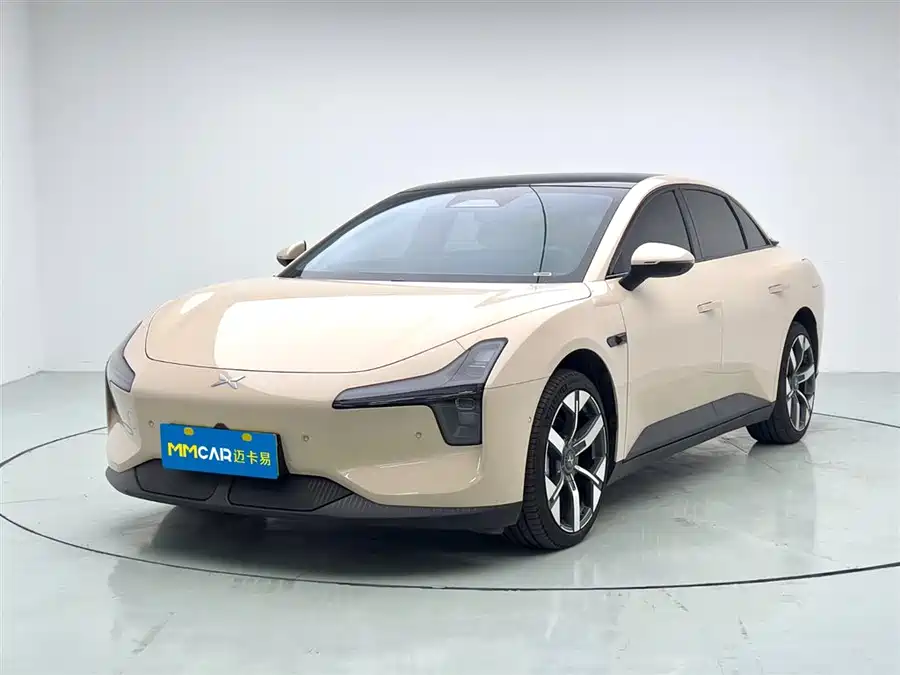 Xpeng XPeng MONA M03 в цвете и кузовом – это идеальный выбор среди китайских автомобилей. Доступная цена и надежность гарантированы.