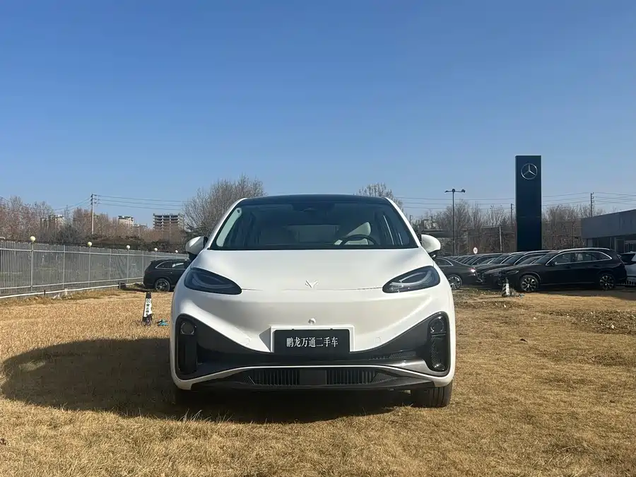 Skoda Skoda Fabia в цвете и кузовом – это идеальный выбор среди китайских автомобилей. Доступная цена и надежность гарантированы.