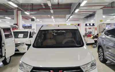 Land Rover Land Rover Discovery в цвете и кузовом – это идеальный выбор среди китайских автомобилей. Доступная цена и надежность гарантированы.