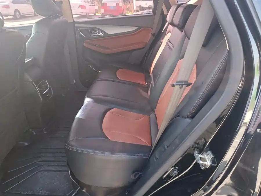 Baojun Baojun 560 в цвете и кузовом – это идеальный выбор среди китайских автомобилей. Доступная цена и надежность гарантированы.