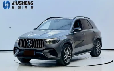 Mercedes-Benz Mercedes-Benz GLA в цвете и кузовом – это идеальный выбор среди китайских автомобилей. Доступная цена и надежность гарантированы.