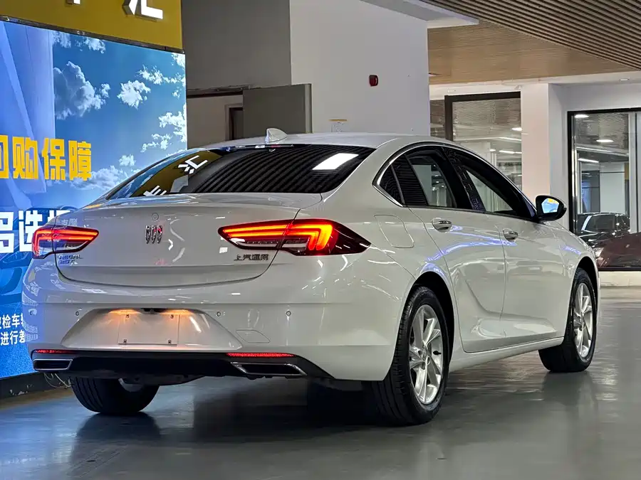 Buick Buick Regal в цвете и кузовом – это идеальный выбор среди китайских автомобилей. Доступная цена и надежность гарантированы.