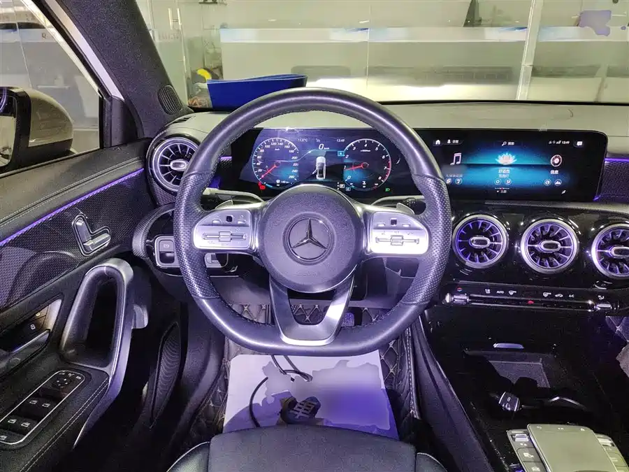 Mercedes-Benz Mercedes-Benz EQC в цвете и кузовом – это идеальный выбор среди китайских автомобилей. Доступная цена и надежность гарантированы.