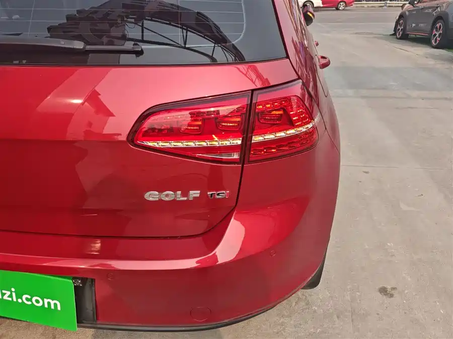 Volkswagen Volkswagen Tavendor в цвете и кузовом – это идеальный выбор среди китайских автомобилей. Доступная цена и надежность гарантированы.