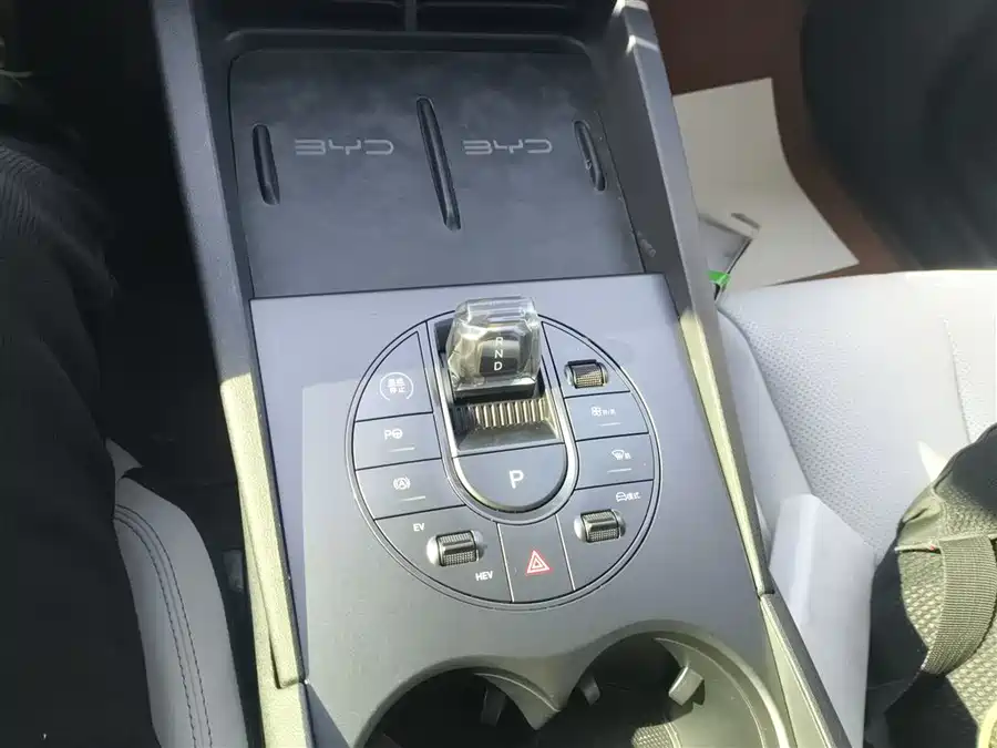 Changan Changan CS75 в цвете и кузовом – это идеальный выбор среди китайских автомобилей. Доступная цена и надежность гарантированы.