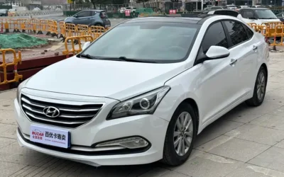Hyundai Hyundai Elantra в цвете и кузовом – это идеальный выбор среди китайских автомобилей. Доступная цена и надежность гарантированы.