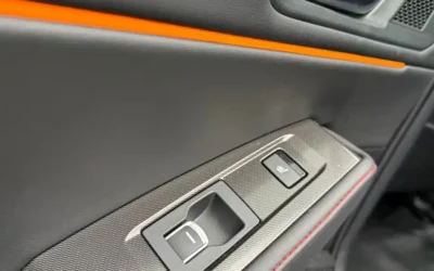 Land Rover Land Rover Discovery в цвете и кузовом – это идеальный выбор среди китайских автомобилей. Доступная цена и надежность гарантированы.
