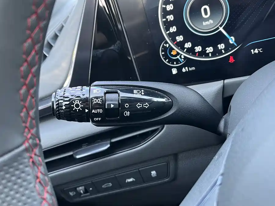Audi Audi Q5L в цвете и кузовом – это идеальный выбор среди китайских автомобилей. Доступная цена и надежность гарантированы.
