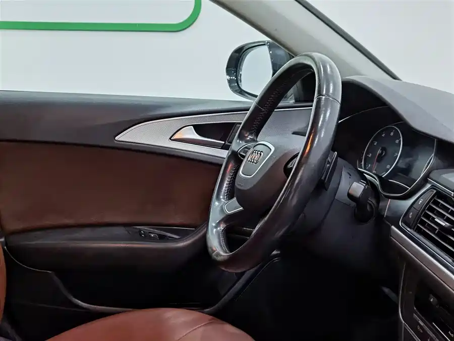 Audi Audi A6L в цвете и кузовом – это идеальный выбор среди китайских автомобилей. Доступная цена и надежность гарантированы.