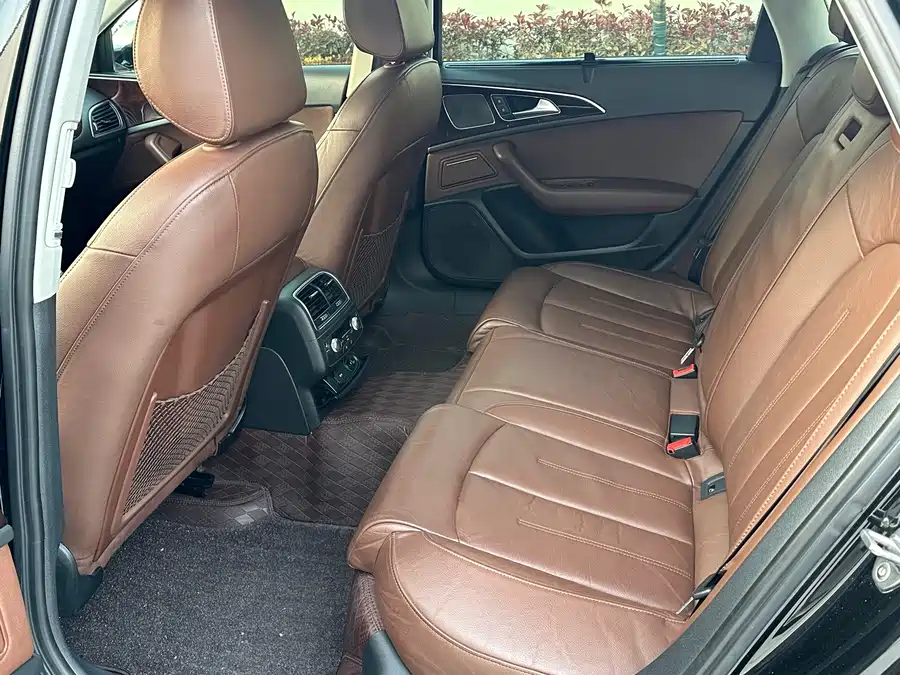Audi Audi A6L в цвете и кузовом – это идеальный выбор среди китайских автомобилей. Доступная цена и надежность гарантированы.
