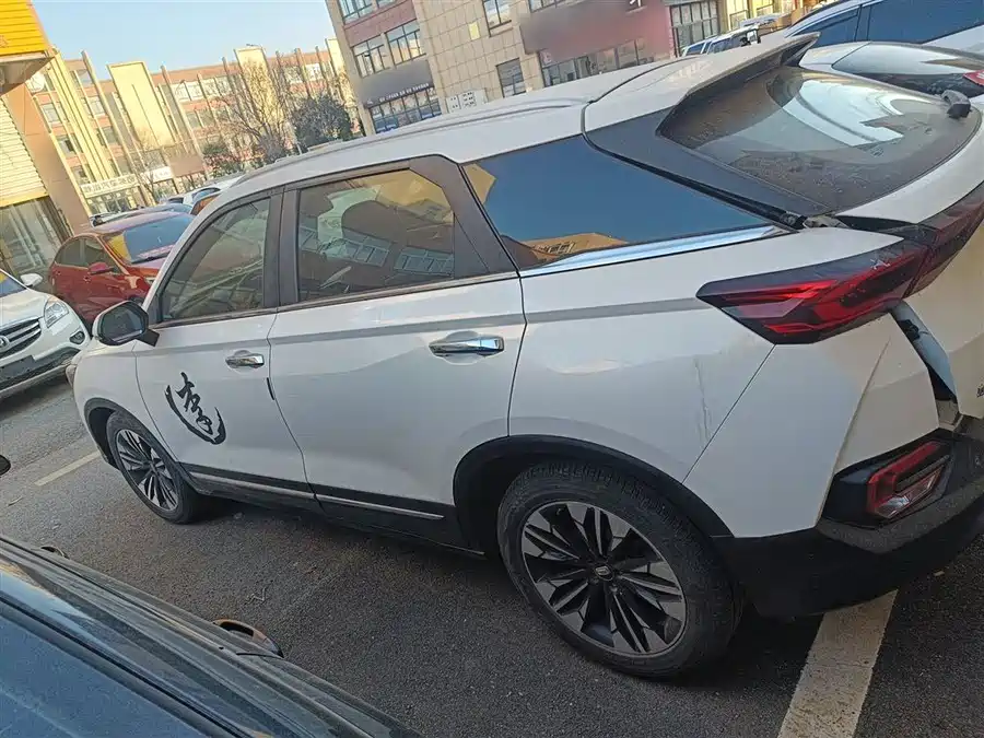 Bestune Bestune T77 в цвете и кузовом – это идеальный выбор среди китайских автомобилей. Доступная цена и надежность гарантированы.
