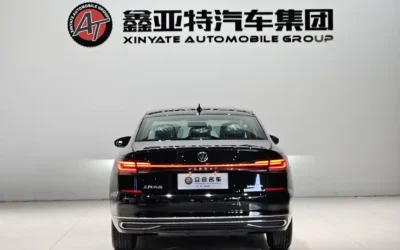 Volkswagen Volkswagen T-ROC в цвете и кузовом – это идеальный выбор среди китайских автомобилей. Доступная цена и надежность гарантированы.