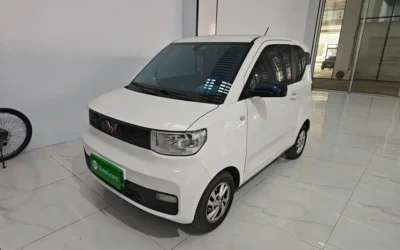 WuLing Wuling Rongguang V в цвете и кузовом – это идеальный выбор среди китайских автомобилей. Доступная цена и надежность гарантированы.