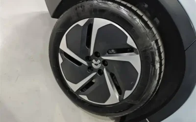 Ford Ford Mondeo в цвете и кузовом – это идеальный выбор среди китайских автомобилей. Доступная цена и надежность гарантированы.