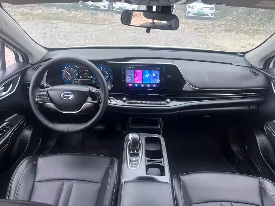 Tesla Tesla Model Y в цвете и кузовом – это идеальный выбор среди китайских автомобилей. Доступная цена и надежность гарантированы.