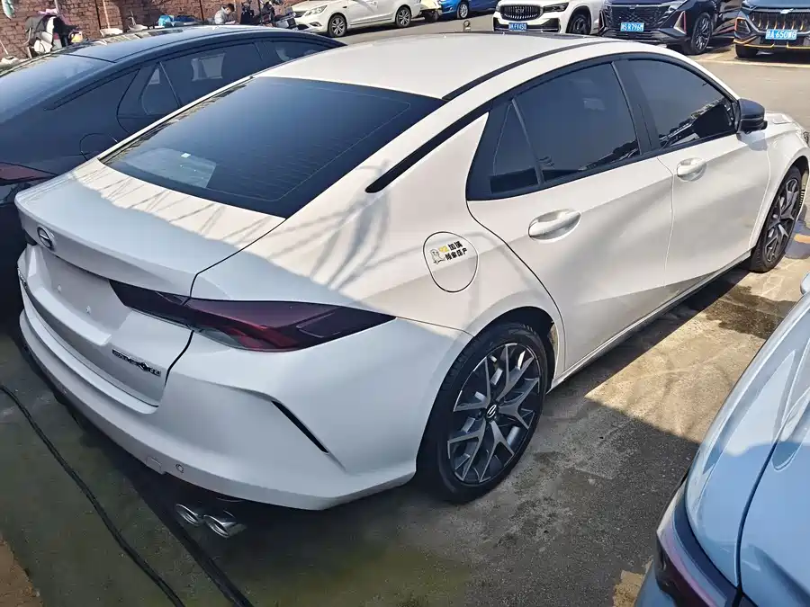 GAC Trumpchi Trumpchi EMPOW в цвете и кузовом – это идеальный выбор среди китайских автомобилей. Доступная цена и надежность гарантированы.