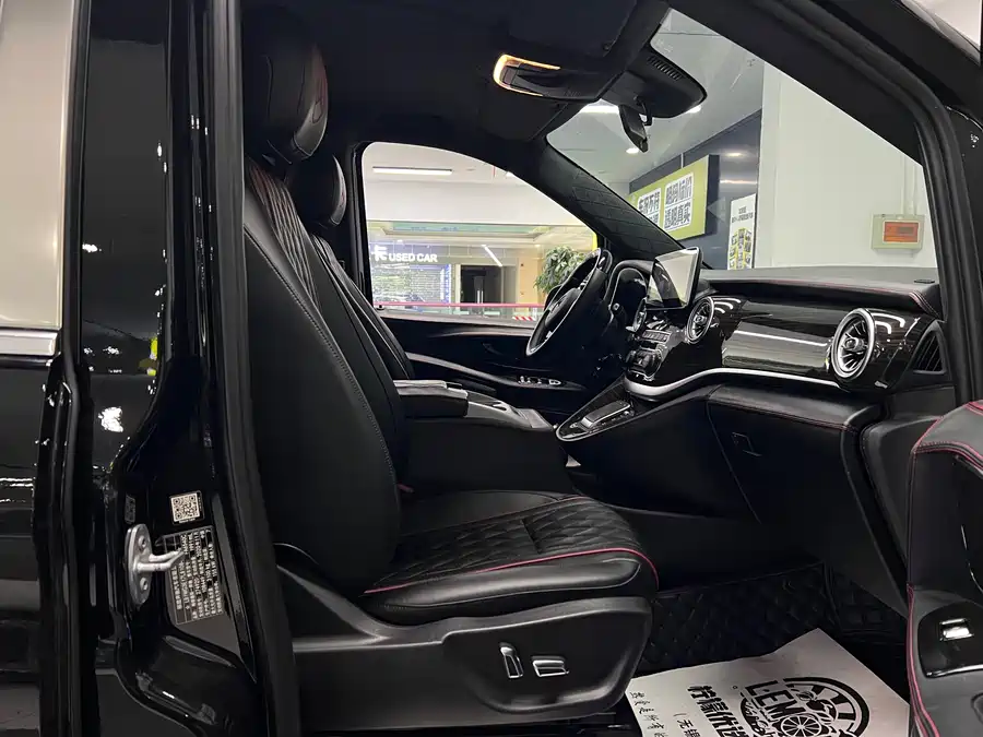 Mercedes-Benz Mercedes-Benz Vito в цвете и кузовом – это идеальный выбор среди китайских автомобилей. Доступная цена и надежность гарантированы.
