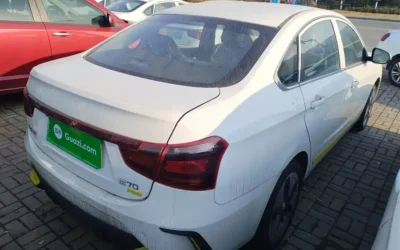 Dongfeng Aeolus Dongfeng Aeolus E70 в цвете и кузовом – это идеальный выбор среди китайских автомобилей. Доступная цена и надежность гарантированы.