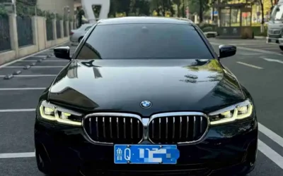 BMW BMW 3 Series в цвете и кузовом – это идеальный выбор среди китайских автомобилей. Доступная цена и надежность гарантированы.