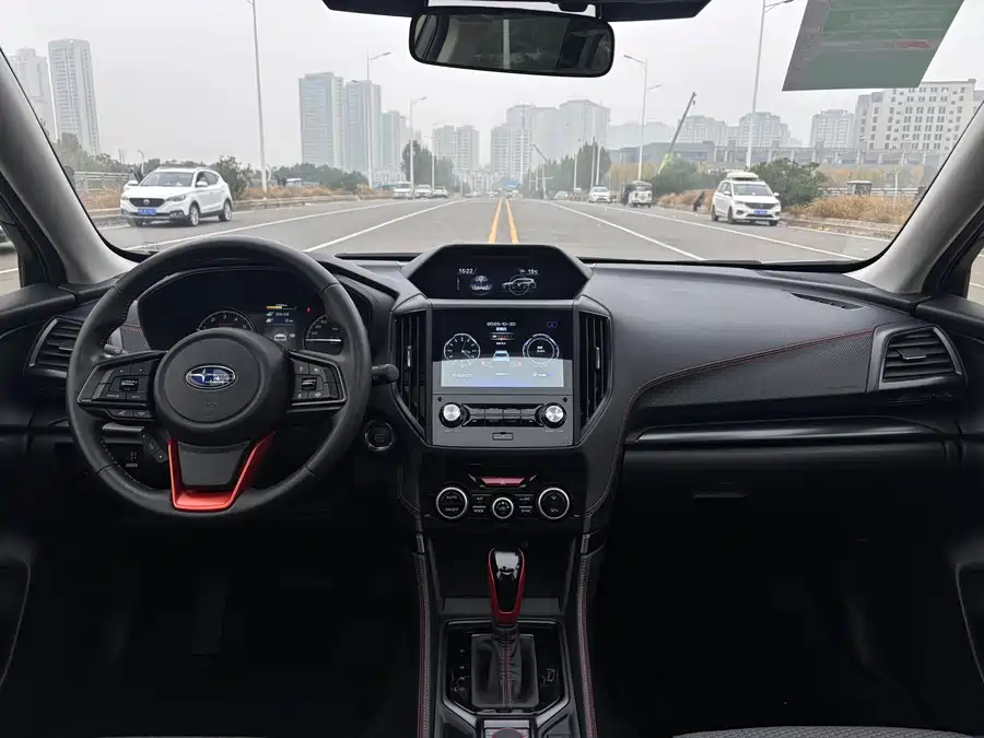 BMW BMW 3 Series в цвете и кузовом – это идеальный выбор среди китайских автомобилей. Доступная цена и надежность гарантированы.