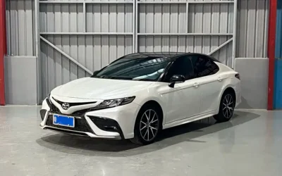 Toyota Toyota Camry в цвете и кузовом – это идеальный выбор среди китайских автомобилей. Доступная цена и надежность гарантированы.