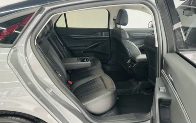 Ford Ford Mondeo в цвете и кузовом – это идеальный выбор среди китайских автомобилей. Доступная цена и надежность гарантированы.