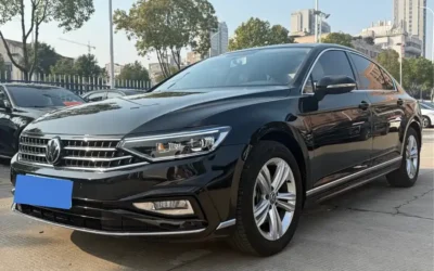 Volkswagen Volkswagen Magotan в цвете и кузовом – это идеальный выбор среди китайских автомобилей. Доступная цена и надежность гарантированы.