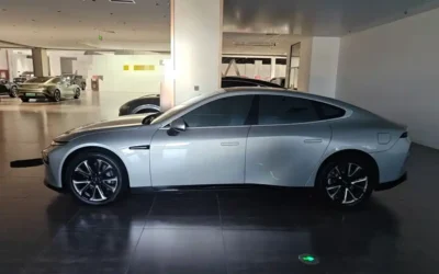 Xpeng Xpeng G6 в цвете и кузовом – это идеальный выбор среди китайских автомобилей. Доступная цена и надежность гарантированы.